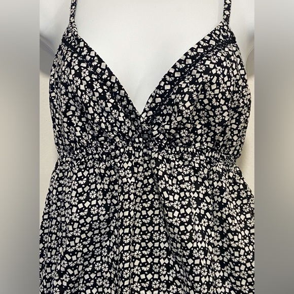 Tank Top - Picture 2 of 3